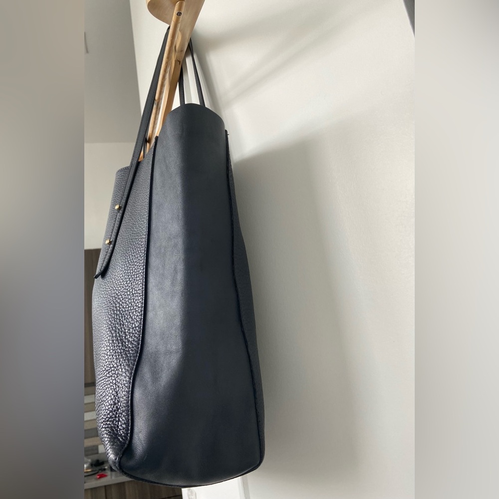 Aspinal of London - Essential Leather Tote Bag Navy Pebble - Pristine/Excellent - Picture 7 of 16